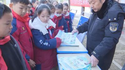 【视频】加大普法宣传教育 保护水生野生动物