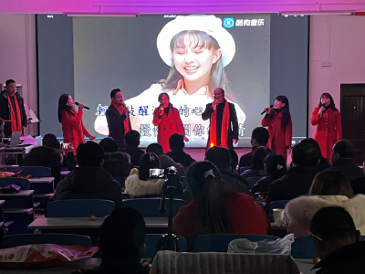 汉川市回龙中学举行迎新春团拜会