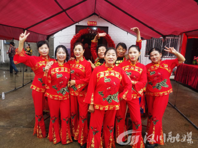 里潭乡：村民自发组建锣鼓队，奏响文明家园新乐章