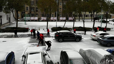 刘家隔镇：全力以赴除雪破冰，“浴”雪奋战保通畅
