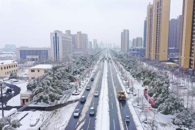 “歇”不得“动”起来，汉川多措并举应对低温雨雪冰冻天气