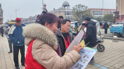 戏韵闹春 反诈先行