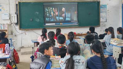 反电信诈骗  建平安校园