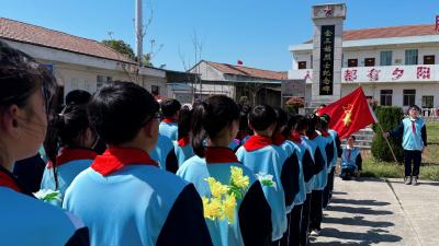 脉旺镇北街小学开展清明祭英烈主题教育活动  