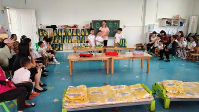 家长开放日 “沉浸式”见证幼儿成长