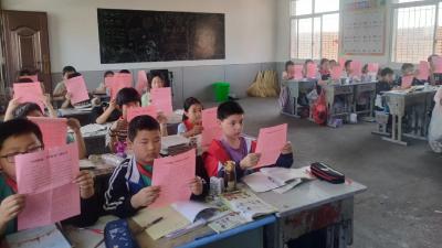 汉新小学积极开展“平安新河”宣传活动
