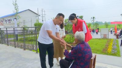 【视频】民族团结一家亲 里潭乡间粽香浓