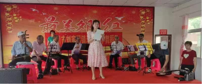 载歌载舞感党恩 共同缔造新生活