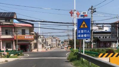 筑起安全防线 湾潭乡强化交通安全措施