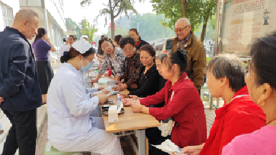 重阳送义诊 真情“共缔造”