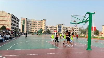 汉川四中篮球班级循环赛“热辣”开赛