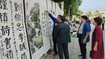 涵闸社区开展敬老爱老助老活动