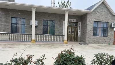 新堰镇吕巷村开展“最美庭院”评比