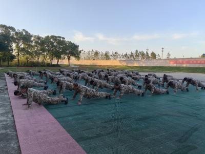 汉川市燃气事业服务中心组织燃气企业业务骨干开展民兵训练