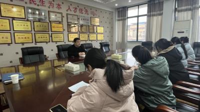 汉川市人社局组织开展“三支一扶”人员春节慰问活动