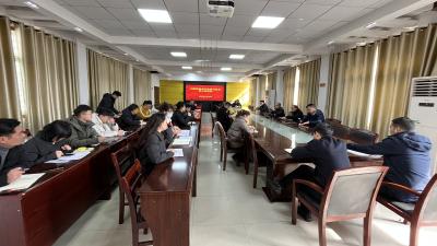 刘家隔镇召开春节前廉洁教育谈心谈话会
