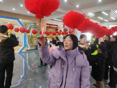 汈东街道开展“童”享元宵 “谜”漫时光主题活动