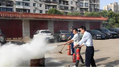 市财政局开展消防安全集训演练