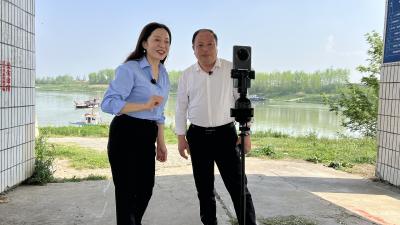 让手机成为新农具、直播变成新农活、数据化为新农资！