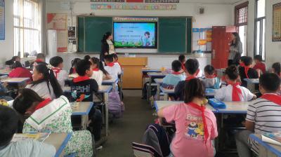 刘家隔镇卫生院开展碘缺乏病防治宣传活动