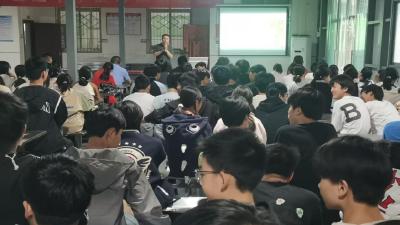 守护青春不“毒”行