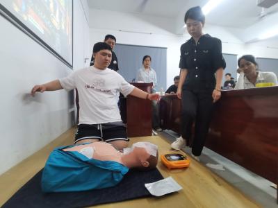 开展应急救护培训 为互联网营销师学员筑牢生命防线