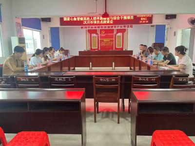 脉旺卫生院开展心血管筛查，国家及省专家现场指导工作