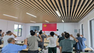 汉川市机关事务服务中心赴凉亭村开展支部主题党日活动