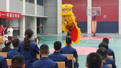 当非遗瑰宝邂逅蓝焰勇士