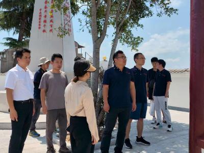 郑州大学教授到韩集乡开展红色历史调研