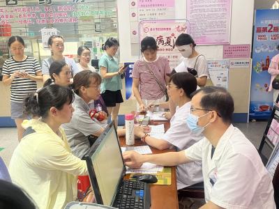 汉川市妇幼保健院“三伏贴”活动火热开启