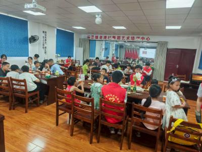 深学笃行践初心  为民服务树新风