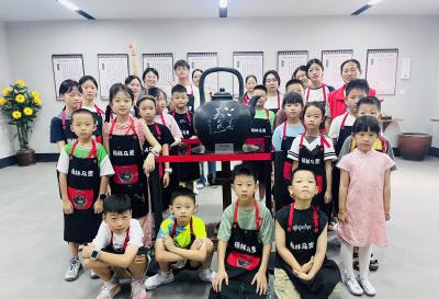 杨林沟镇爱心托管班：多彩活动，点亮暑期