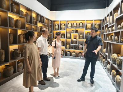 聚力非遗传承 擦亮民窑品牌