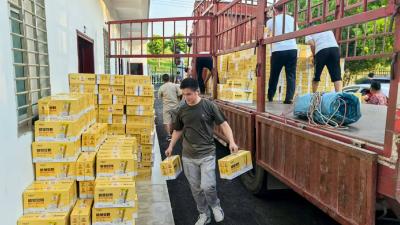 分水镇：6万元爱心物资 送到特殊群体“心坎上”