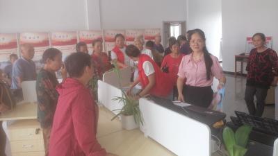 暖心服务  定格幸福