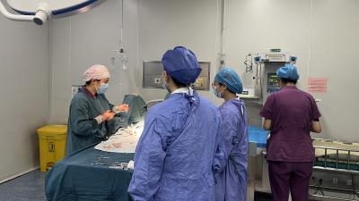 有惊无险！41岁高危产妇顺利生下女婴