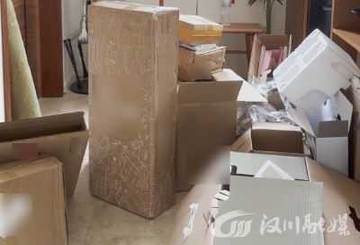 别再把快递箱囤在家里了！真的会“引甲醛入室”！