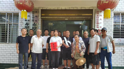 “不能让一个孩子因贫辍学！”