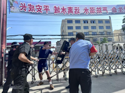 马口镇敖家小学：开展反恐防暴演练，织密校园安全防护网