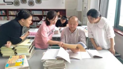 分水中学开展教学常规检查 深化分层作业改革