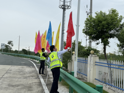 “双节”将至“景”先浓 扮靓站所迎华诞