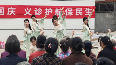 回龙镇举办“迎中秋 庆国庆”文艺汇演