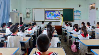 “开学第一课”开讲 助力学生切换“开学模式”