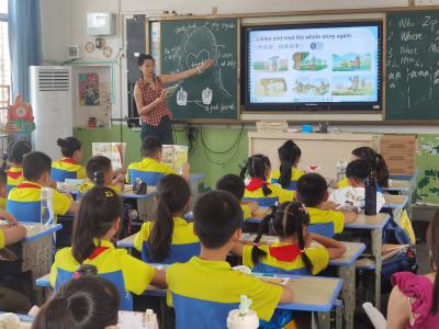 教学视导进校园 专业引领促成长——汉川市教研室深入火猴山小学指导青年教师成长