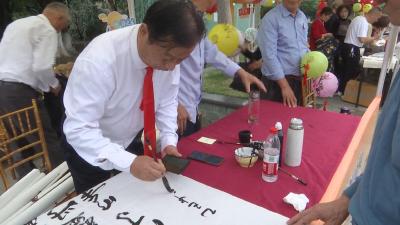 【视频】汉川楹联“嗨”翻中秋 市民乐享诗意狂欢