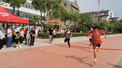 新河中学秋季田径运动会点燃校园激情