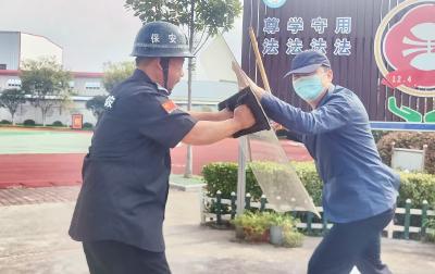 马口镇高湖小学举行反恐防暴演练