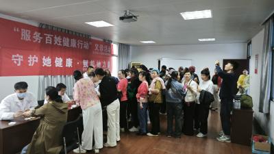 义诊与急救双管齐下，守护职工健康防线