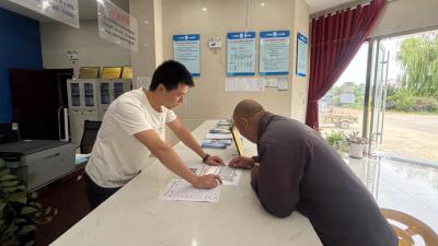 汈东街道：网格精准讲政策，贴心服务暖桑榆